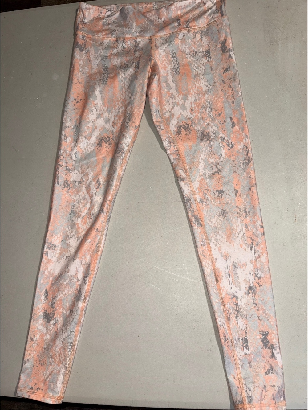 Alo Yoga Women's Snake Print Leggings